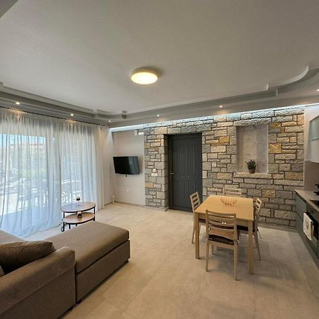 Iris Villas Complex Frínion Eksteriør bilde