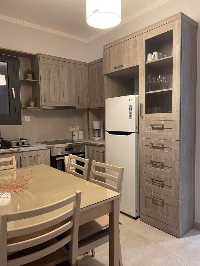 Iris Villas Complex Frínion Rom bilde