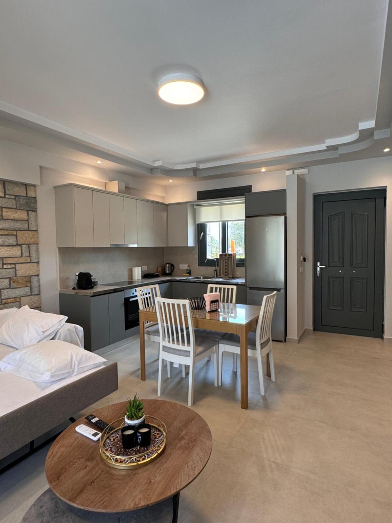 Iris Villas Complex Frínion Eksteriør bilde