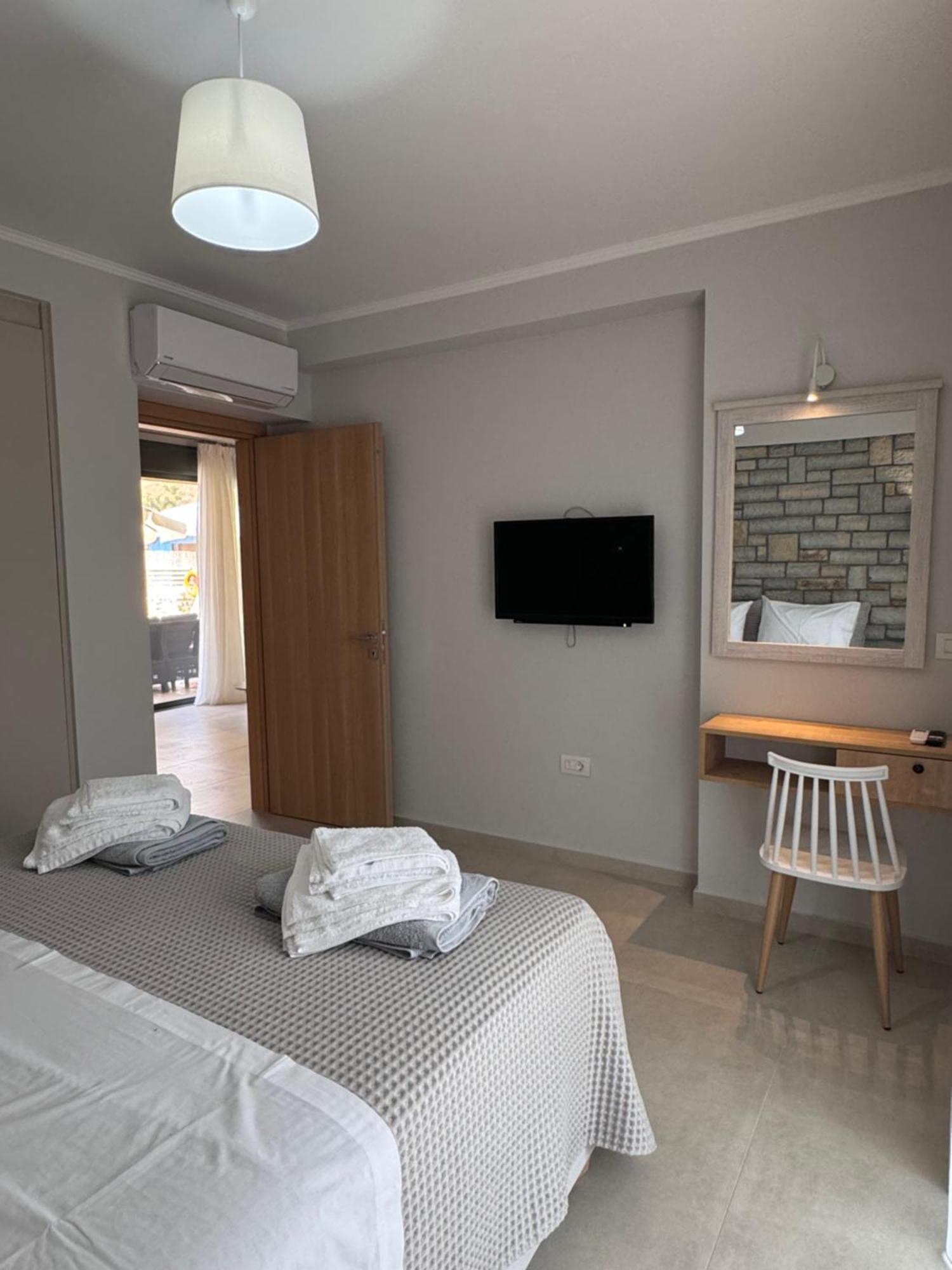 Iris Villas Complex Frínion Eksteriør bilde